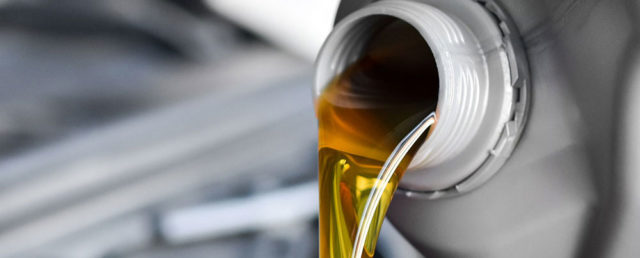 The ultimate hydraulic oil guide - Hydraulics Online