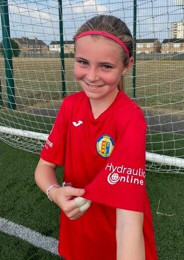 Hydraulics Online sponsors Chester Under 11s Girls’ Football Team