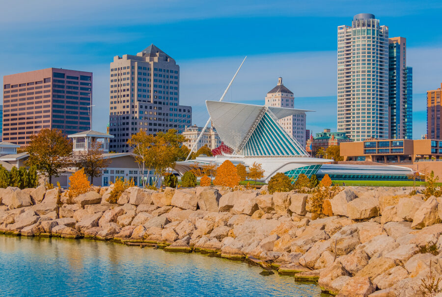 Milwaukee Art Museum front