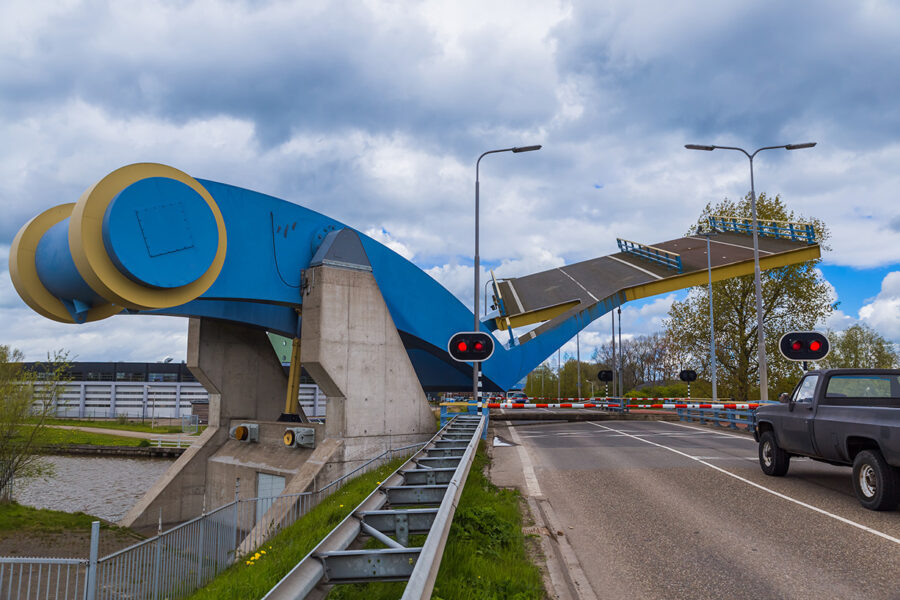 hydraulic attractions Slauerhoffbrug
