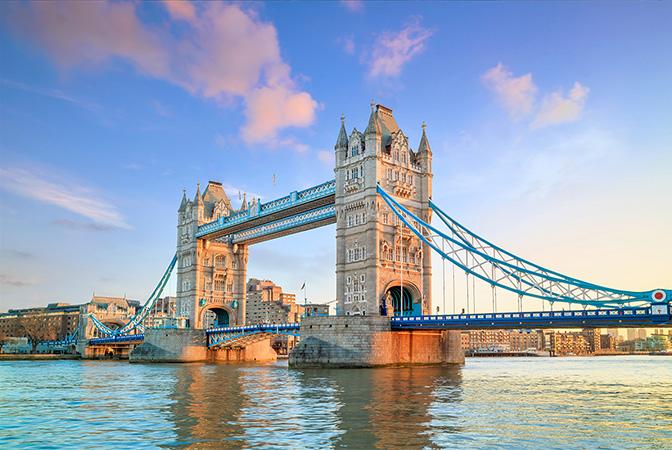 Landmarks and attractions. Tower Bridge header